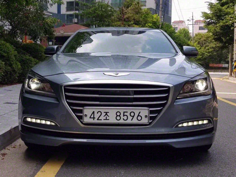 Hyundai Genesis