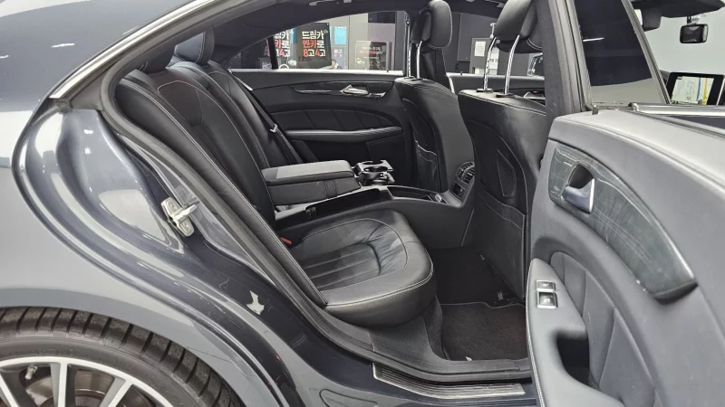 Mercedes-Benz CLS-Class