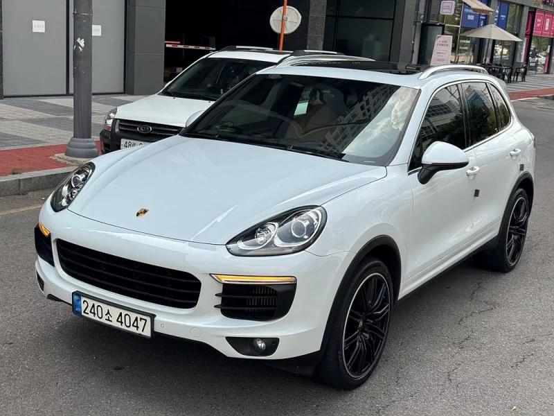 Porsche CAYENNE