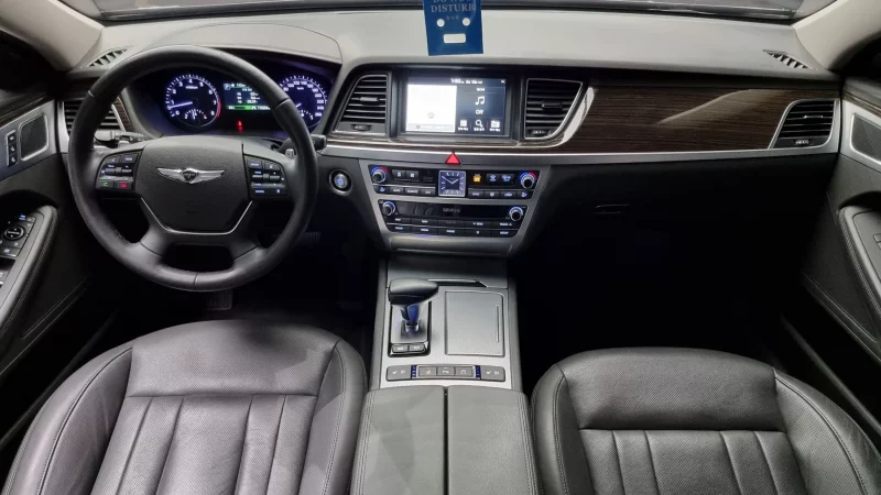 Genesis G80