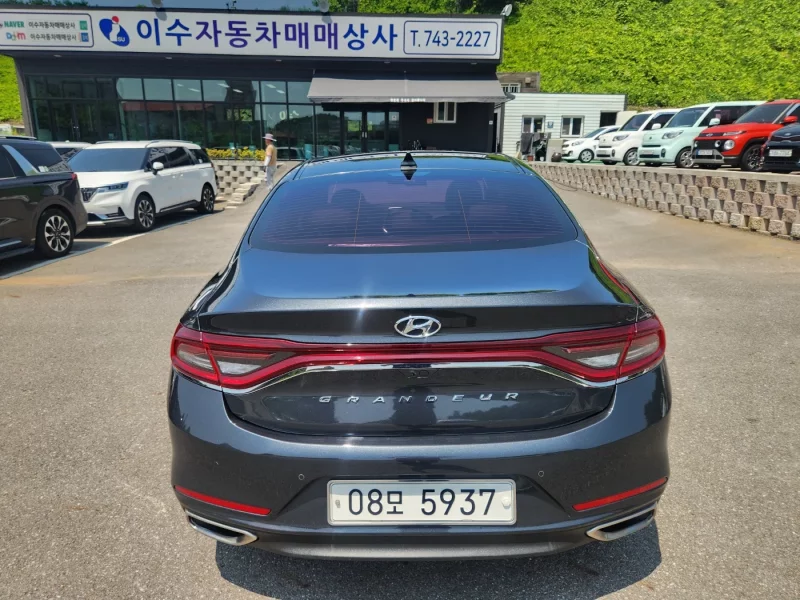 Hyundai Grandeur