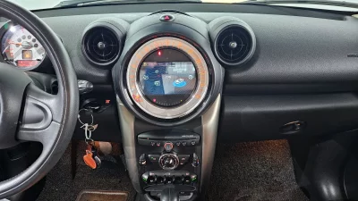 MINI Paceman