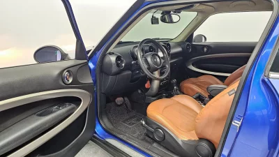 MINI Paceman