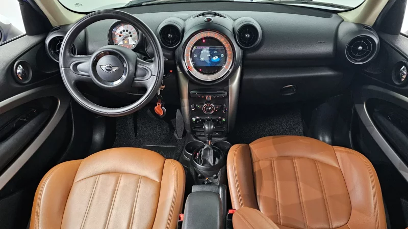 MINI Paceman