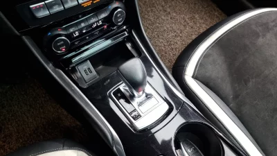 Infiniti Q30