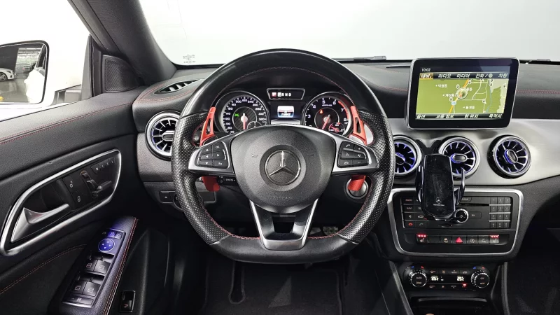 Mercedes-Benz CLA-Class