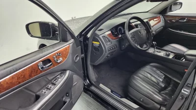 Hyundai Equus
