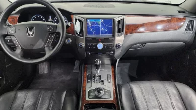 Hyundai Equus