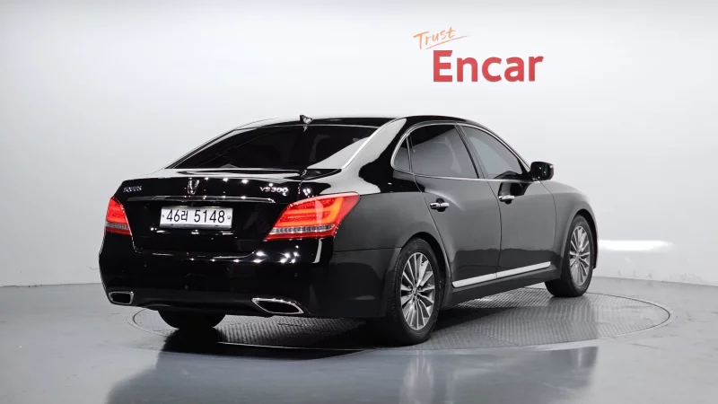 Hyundai Equus