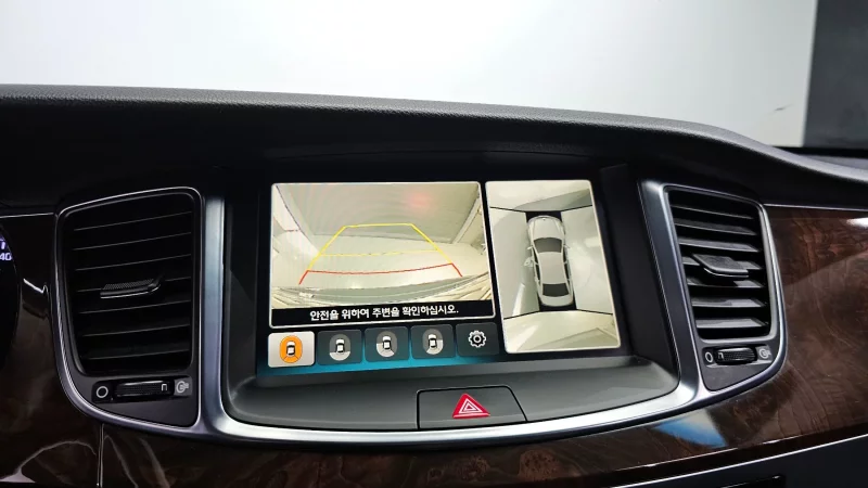 Hyundai Equus