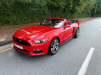 Ford MUSTANG