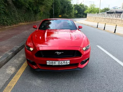 Ford MUSTANG