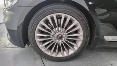 Kia K9
