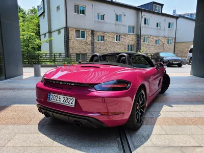 Porsche 718
