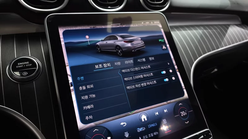 Mercedes-Benz C-Class