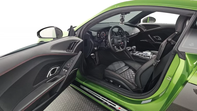 Audi R8