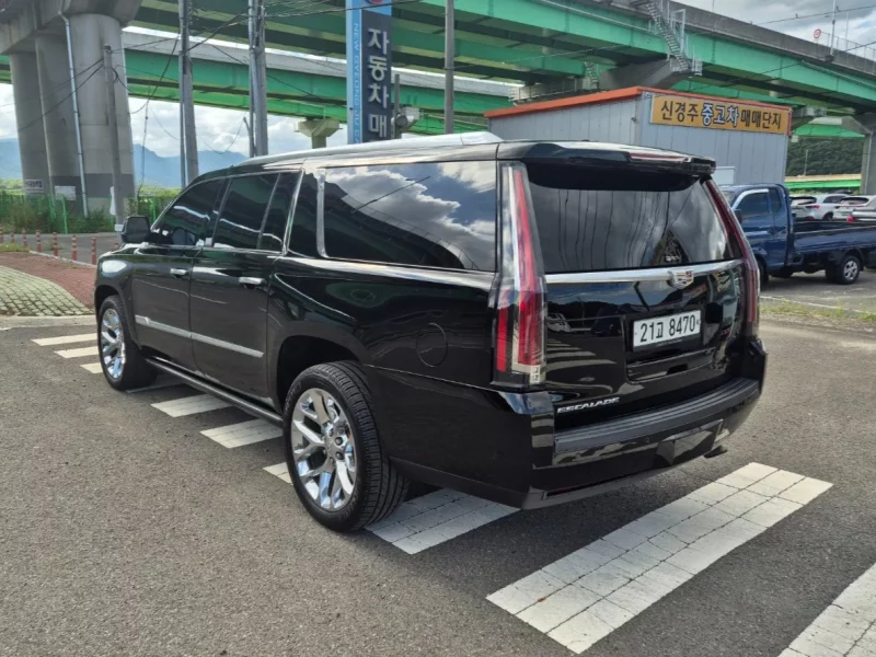 Cadillac Escalade