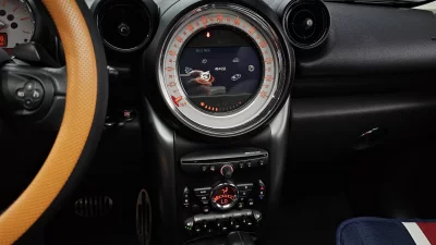 MINI Paceman