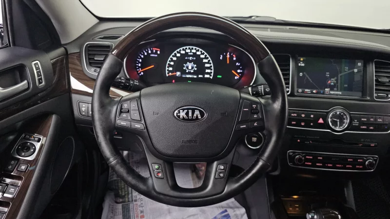 Kia K7
