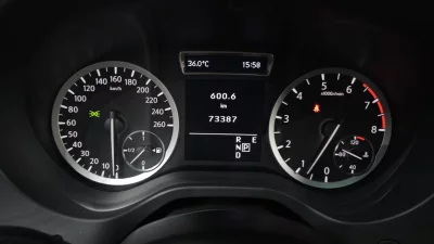 Infiniti Q30