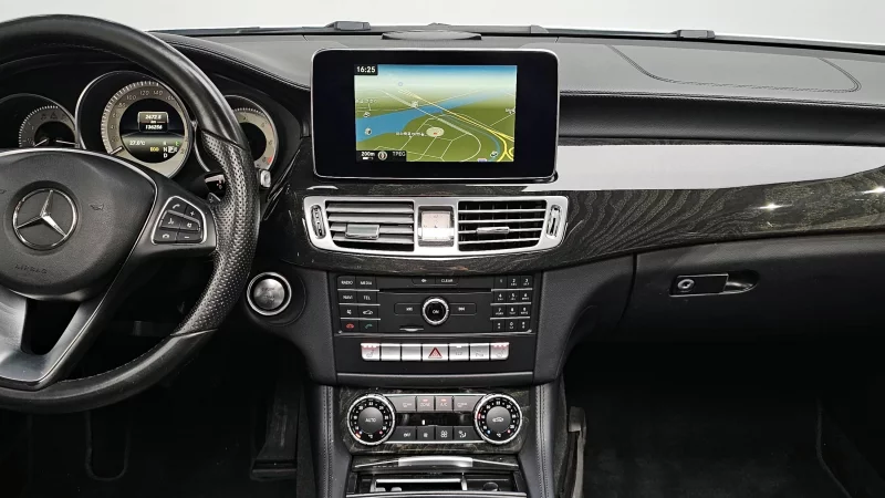 Mercedes-Benz CLS-Class