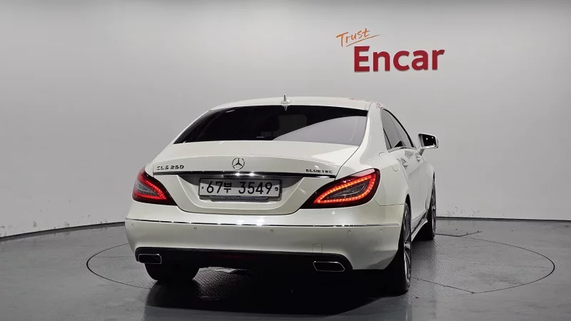 Mercedes-Benz CLS-Class