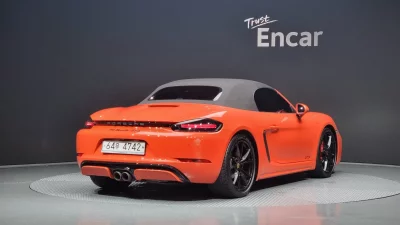 Porsche 718