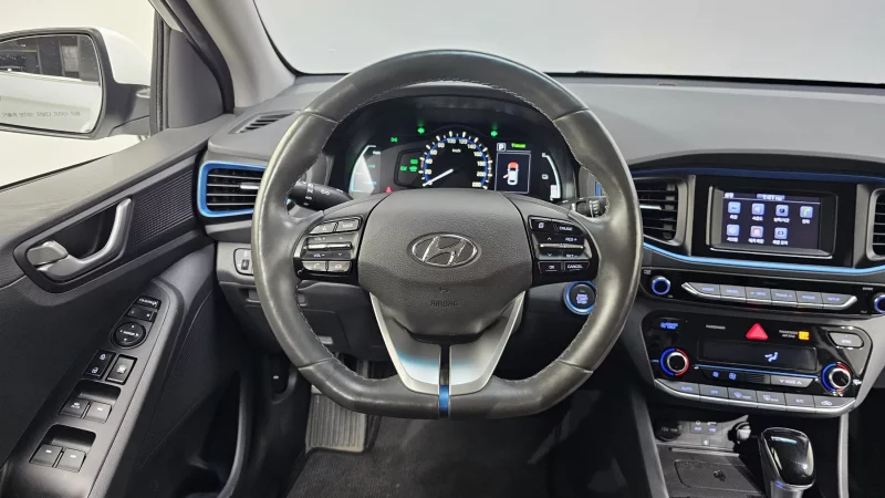 Hyundai Ioniq
