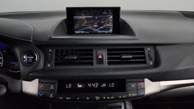 Lexus CT200h