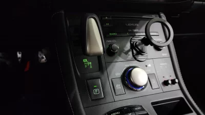 Lexus CT200h