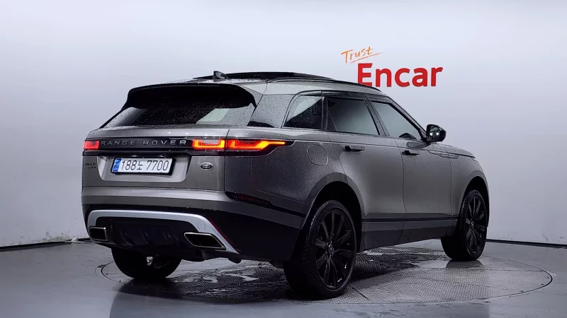 Land Rover RANGE ROVER VELAR