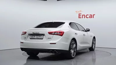 Maserati GHIBLI