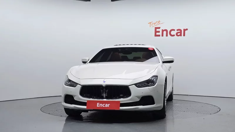 Maserati GHIBLI