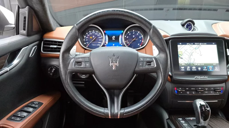 Maserati GHIBLI