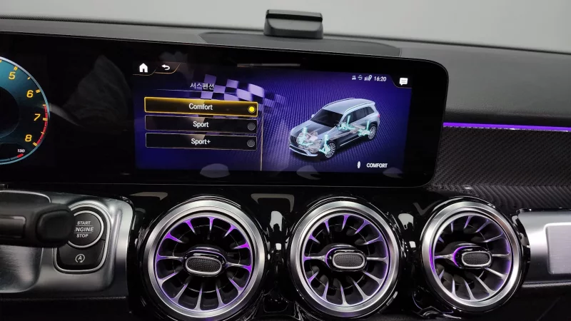 Mercedes-Benz GLB-Class