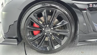 Infiniti Q60