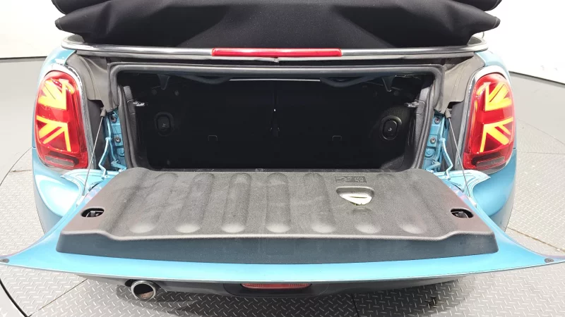 MINI Cooper Convertible