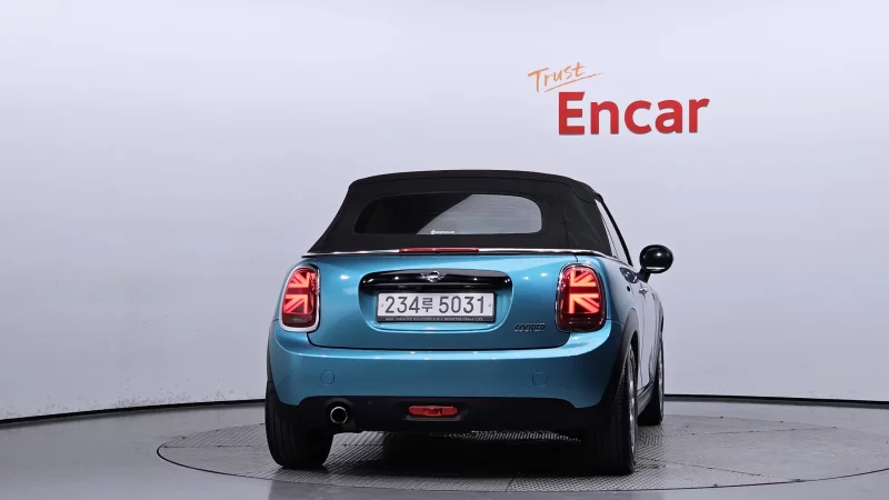MINI Cooper Convertible