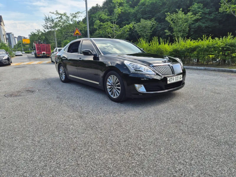 Hyundai Equus