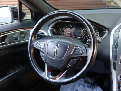 Lincoln MKZ