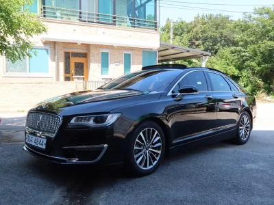 Lincoln MKZ