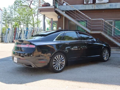 Lincoln MKZ