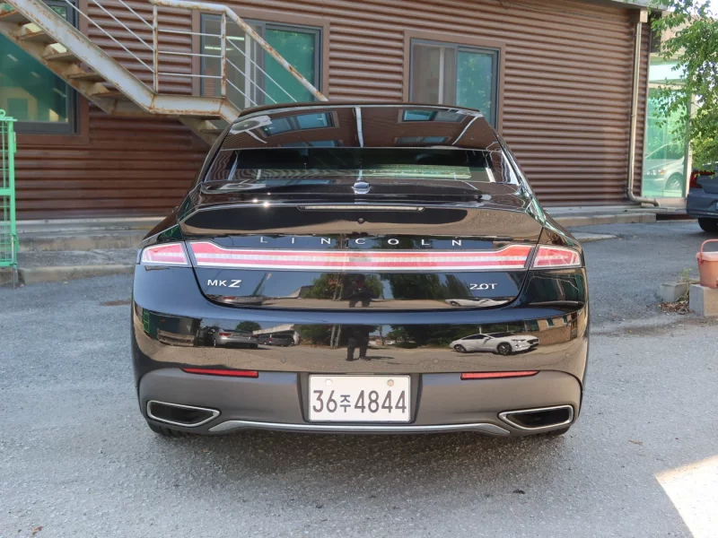 Lincoln MKZ