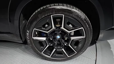 BMW XM