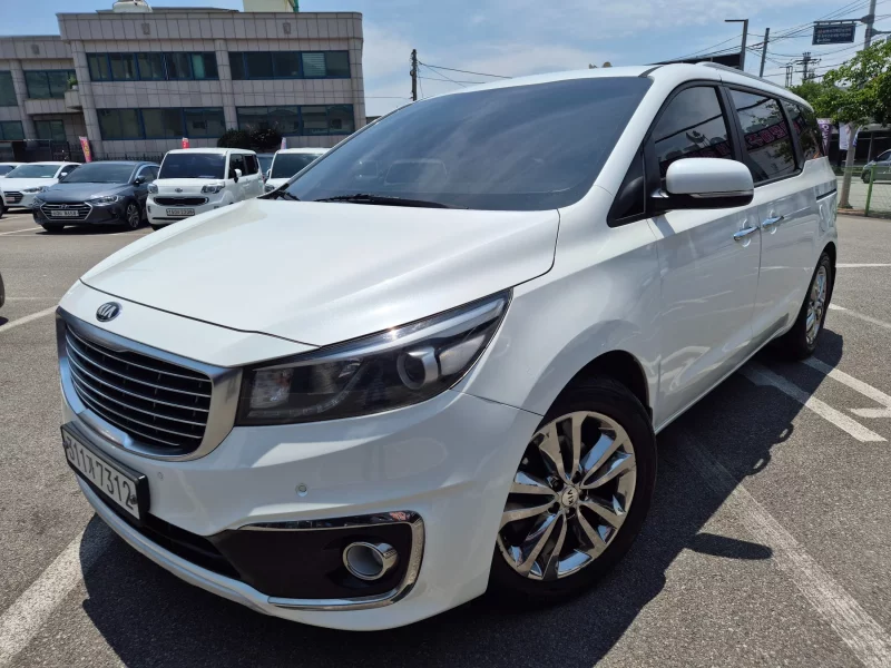 Kia Carnival