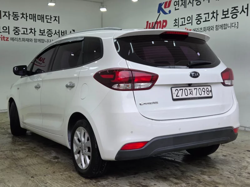 Kia Carens