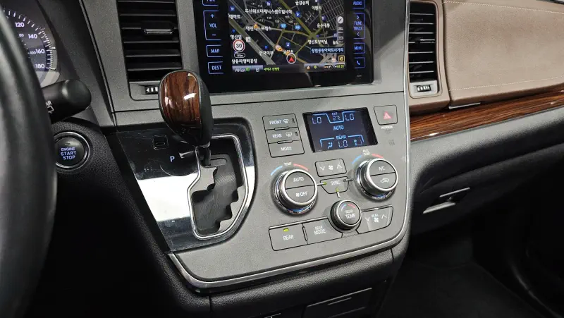 Toyota Sienna