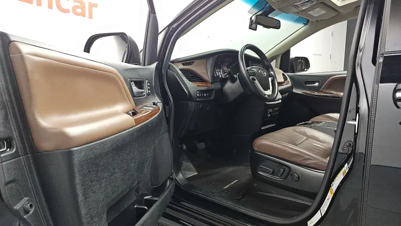 Toyota Sienna