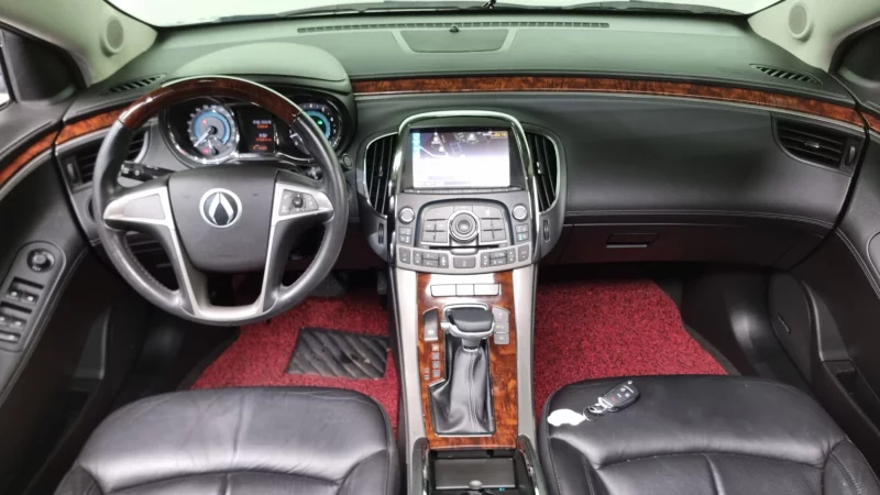 Daewoo Alpheon