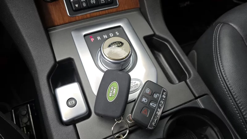 Land Rover DISCOVERY